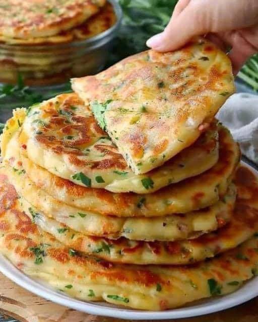 Panquecas de Alho com Queijo